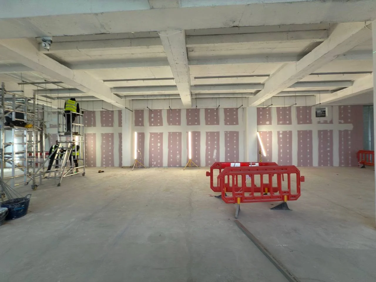 Shepherd's Bush | W12 9RB gallery image 13